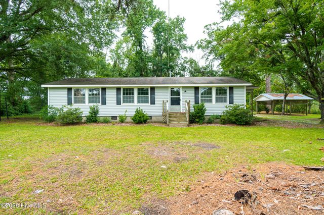 130 Holiday Lane, Oriental, NC 28571