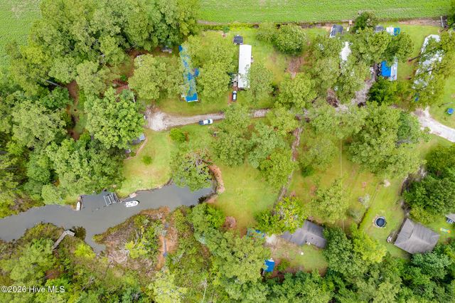 130 Holiday Lane, Oriental, NC 28571