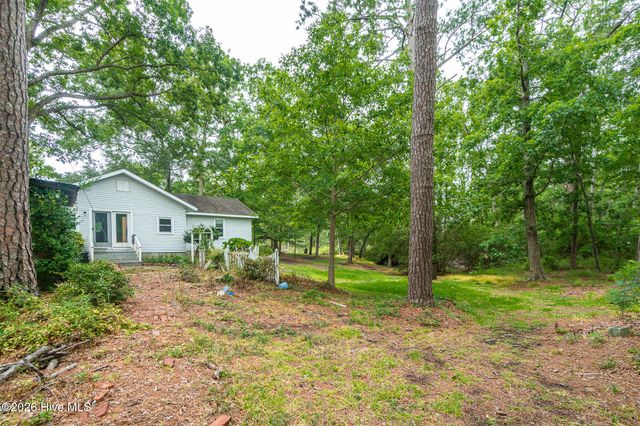 130 Holiday Lane, Oriental, NC 28571