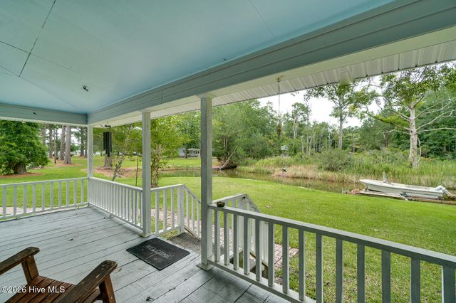 130 Holiday Lane, Oriental, NC 28571