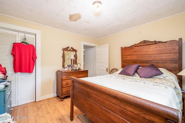 130 Holiday Lane, Oriental, NC 28571