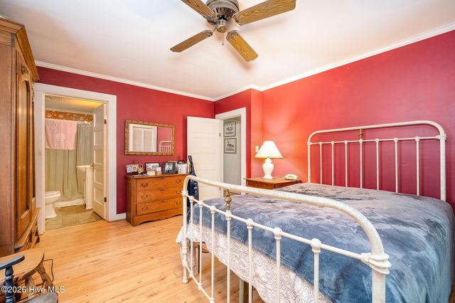 130 Holiday Lane, Oriental, NC 28571