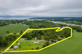 130 Holiday Lane, Oriental, NC 28571