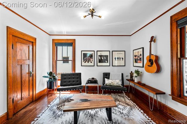 728 N Washington Avenue, Royal Oak, MI 48067