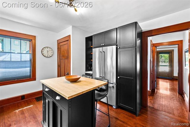 728 N Washington Avenue, Royal Oak, MI 48067