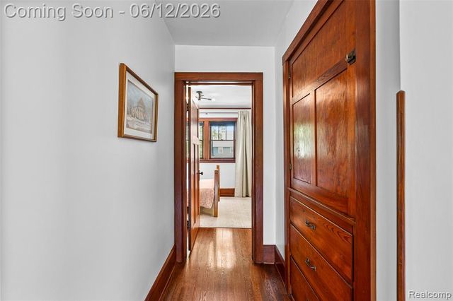 728 N Washington Avenue, Royal Oak, MI 48067