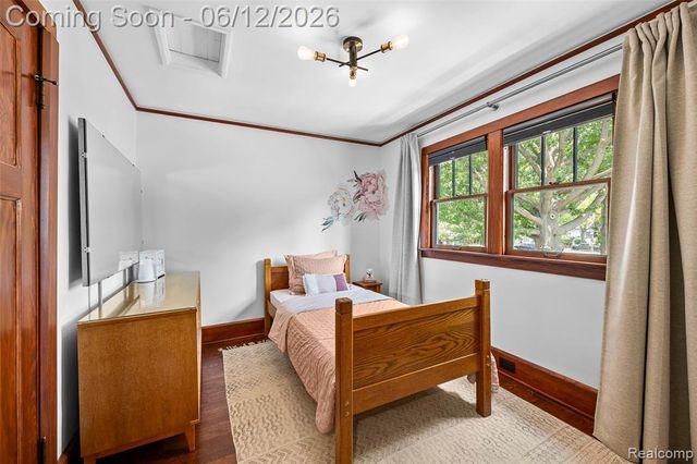 728 N Washington Avenue, Royal Oak, MI 48067
