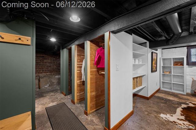 728 N Washington Avenue, Royal Oak, MI 48067