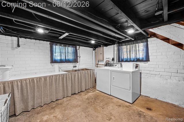 728 N Washington Avenue, Royal Oak, MI 48067