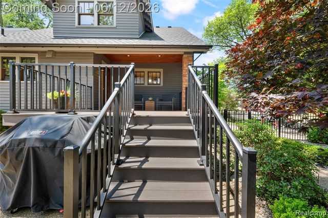 728 N Washington Avenue, Royal Oak, MI 48067