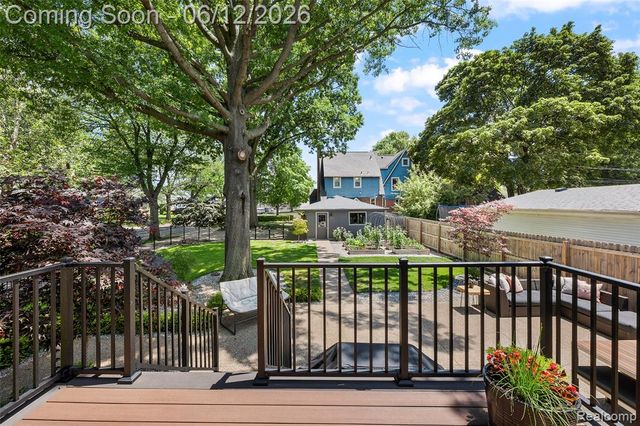 728 N Washington Avenue, Royal Oak, MI 48067