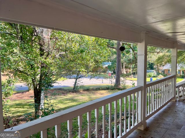 831 Bel Air Circle, Griffin, GA 30224