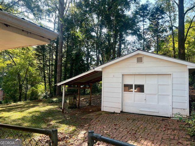 831 Bel Air Circle, Griffin, GA 30224