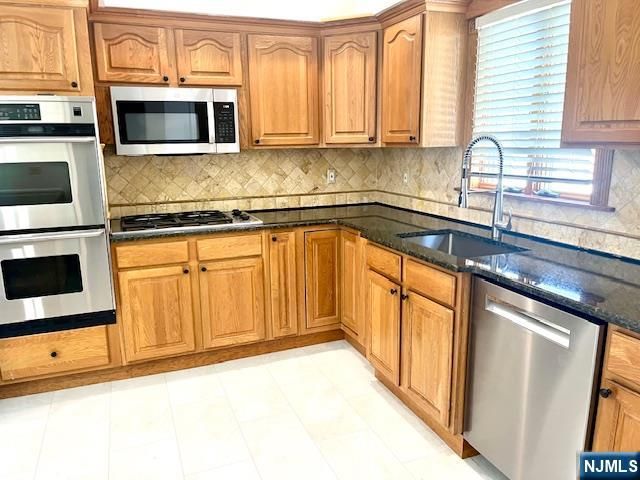 42 W Oakland Avenue, Oakland, NJ 07436