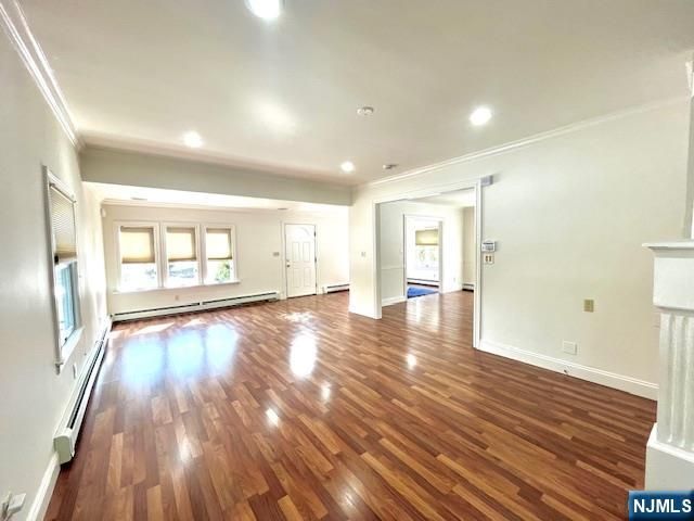 42 W Oakland Avenue, Oakland, NJ 07436