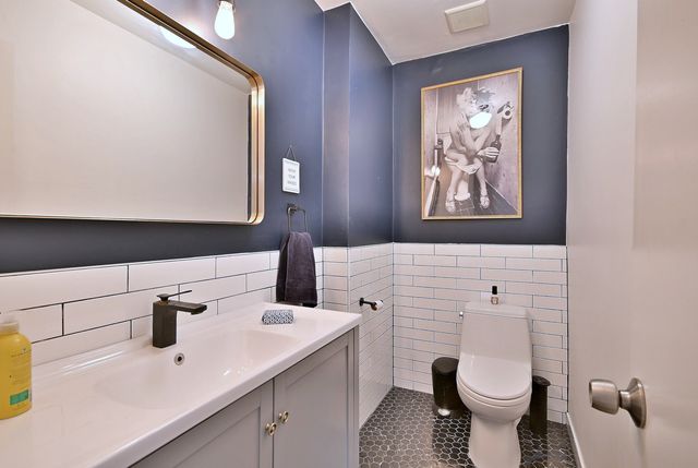 7324 N Bell Avenue 3F, Chicago, IL 60645