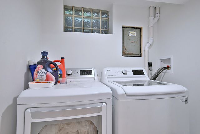 7324 N Bell Avenue 3F, Chicago, IL 60645