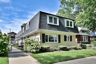 7324 N Bell Avenue 3F, Chicago, IL 60645