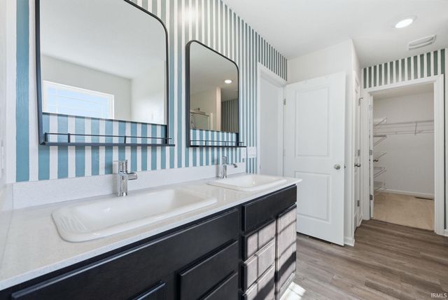 11592 Slade Court, Fort Wayne, IN 46818
