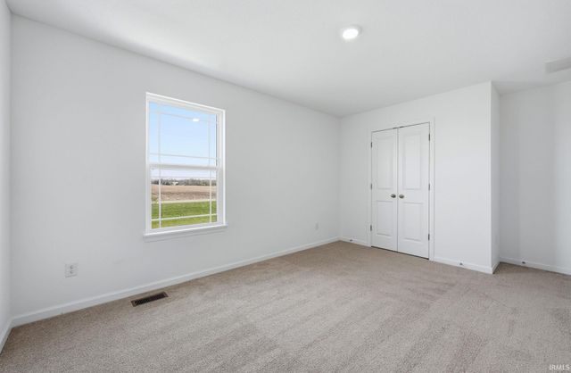 11592 Slade Court, Fort Wayne, IN 46818
