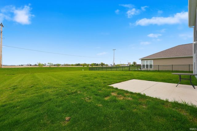 11592 Slade Court, Fort Wayne, IN 46818