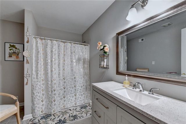 6520 Roswell Road 30, Sandy Springs, GA 30328