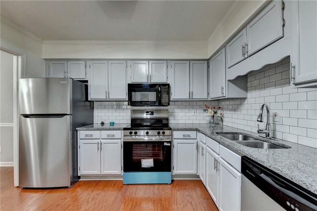 6520 Roswell Road 30, Sandy Springs, GA 30328
