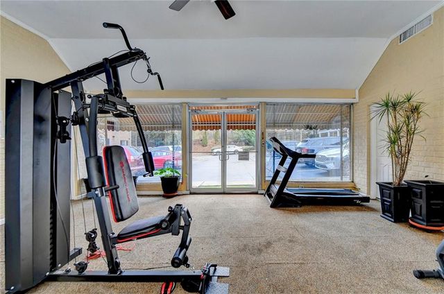 6520 Roswell Road 30, Sandy Springs, GA 30328
