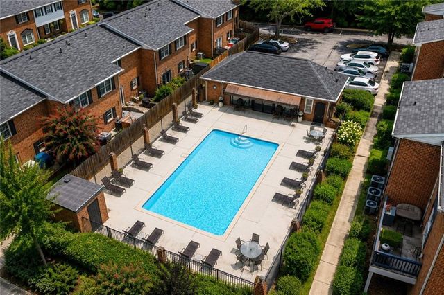 6520 Roswell Road 30, Sandy Springs, GA 30328