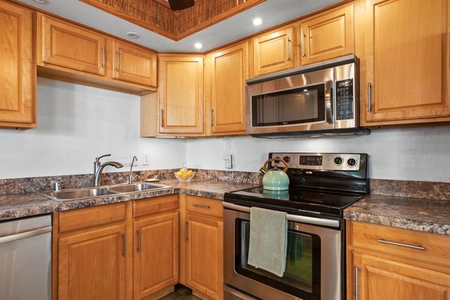 14 Kuapapa Pl, Kihei, HI 96753