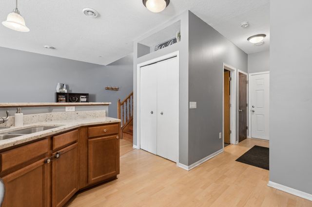 139 Stallion Lane, Circle Pines, MN 55014