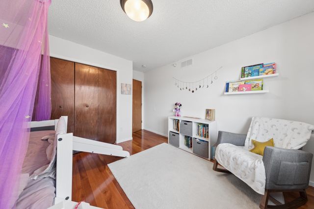 139 Stallion Lane, Circle Pines, MN 55014