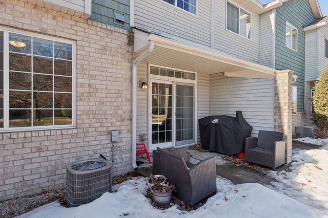 139 Stallion Lane, Circle Pines, MN 55014