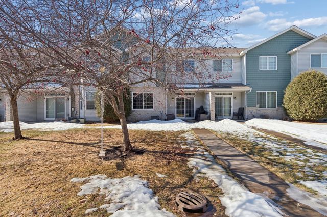 139 Stallion Lane, Circle Pines, MN 55014