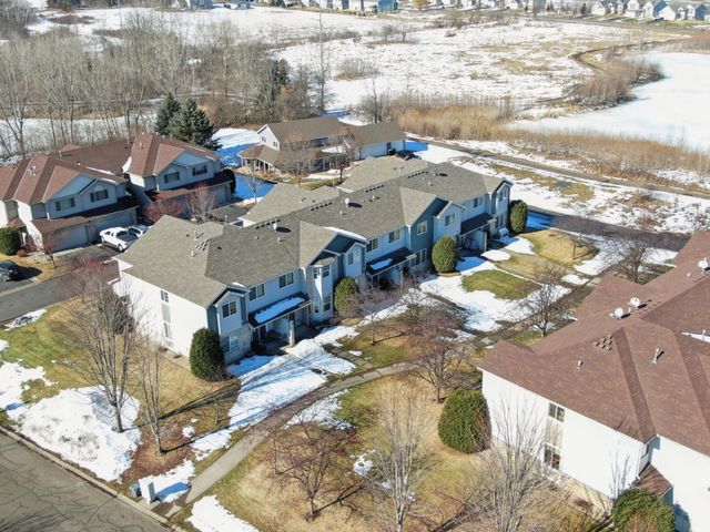 139 Stallion Lane, Circle Pines, MN 55014