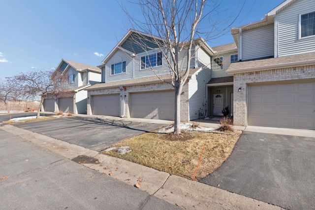 139 Stallion Lane, Circle Pines, MN 55014