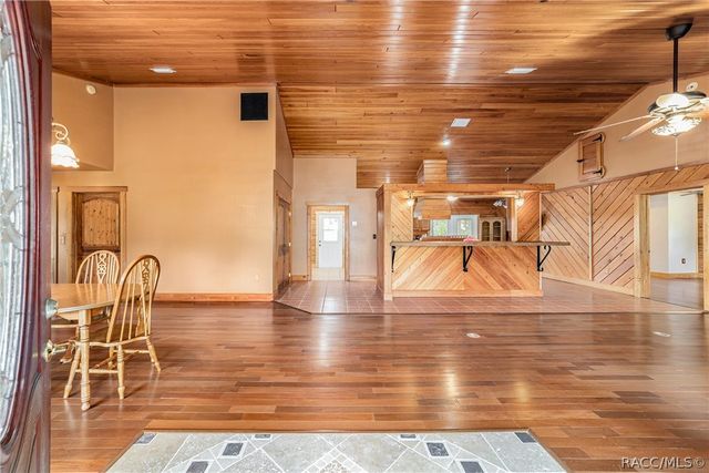 1230 SW Valencia Heights Avenue, Dunnellon, FL 34431
