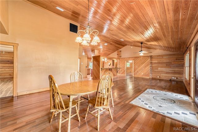 1230 SW Valencia Heights Avenue, Dunnellon, FL 34431