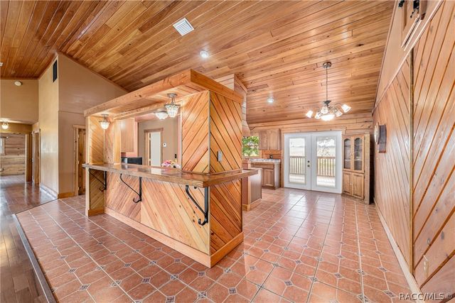 1230 SW Valencia Heights Avenue, Dunnellon, FL 34431