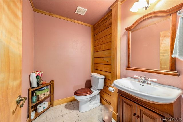 1230 SW Valencia Heights Avenue, Dunnellon, FL 34431