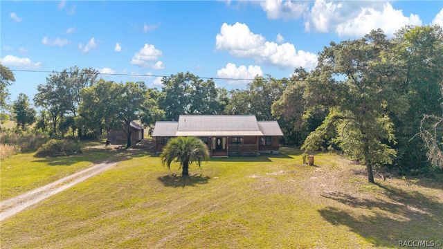 1230 SW Valencia Heights Avenue, Dunnellon, FL 34431