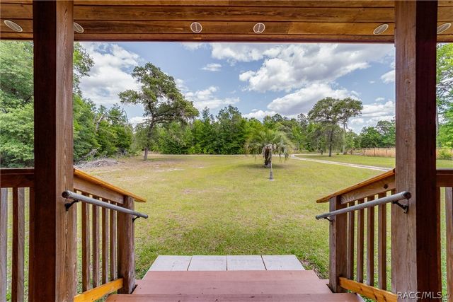 1230 SW Valencia Heights Avenue, Dunnellon, FL 34431