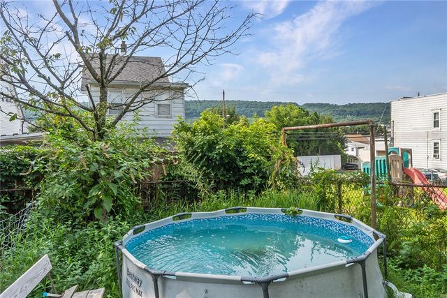 319 Abbott Street, Lansford, PA 18232