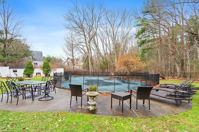 821 Concord Rd, Sudbury, MA 01776