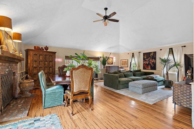 821 Concord Rd, Sudbury, MA 01776