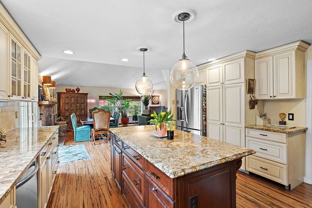 821 Concord Rd, Sudbury, MA 01776