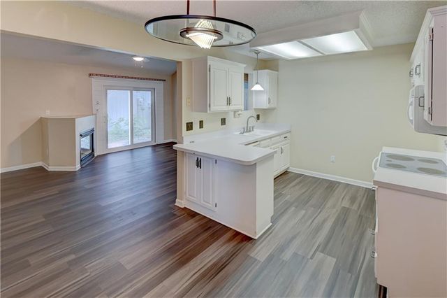1429 Birdseye Court, Blue Springs, MO 64015