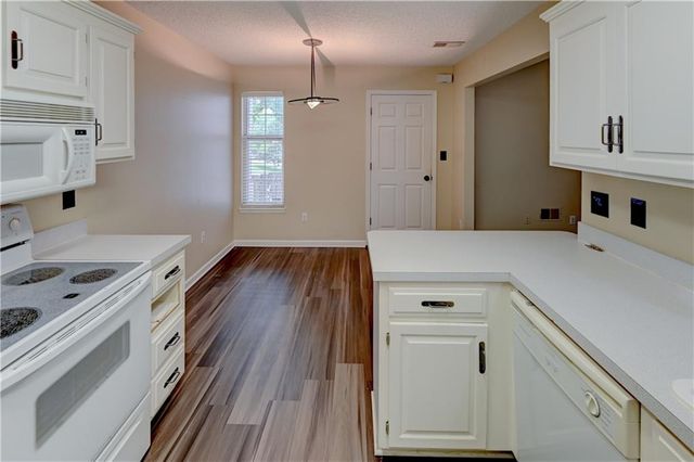 1429 Birdseye Court, Blue Springs, MO 64015