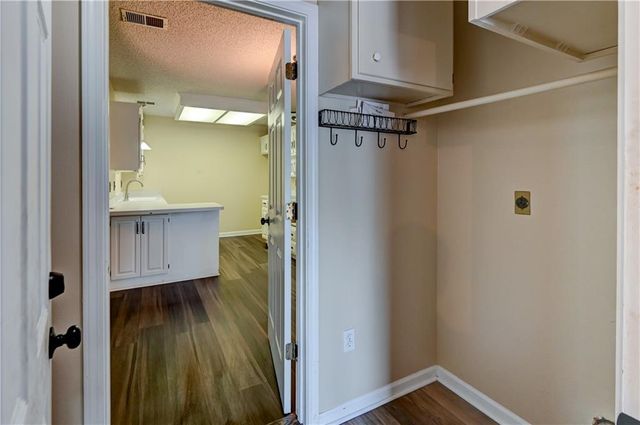 1429 Birdseye Court, Blue Springs, MO 64015