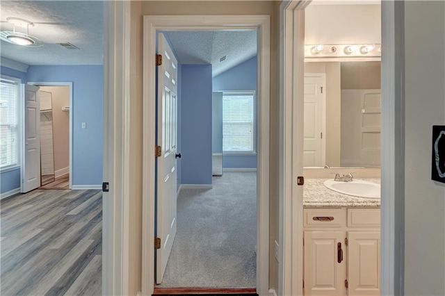 1429 Birdseye Court, Blue Springs, MO 64015